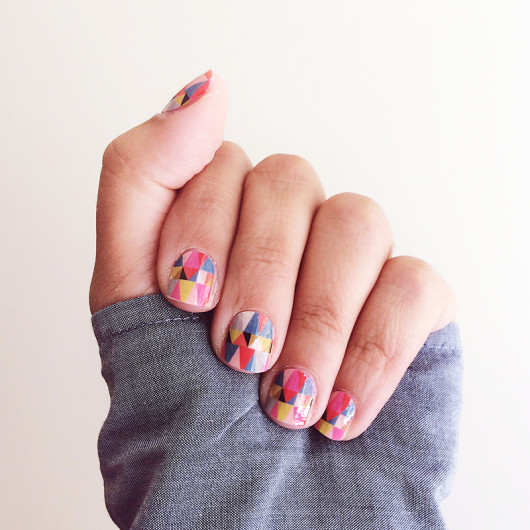 Geometric nail art