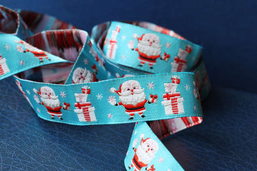 Retro Santa ribbon