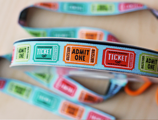 Jacquard ribbon with ticket design