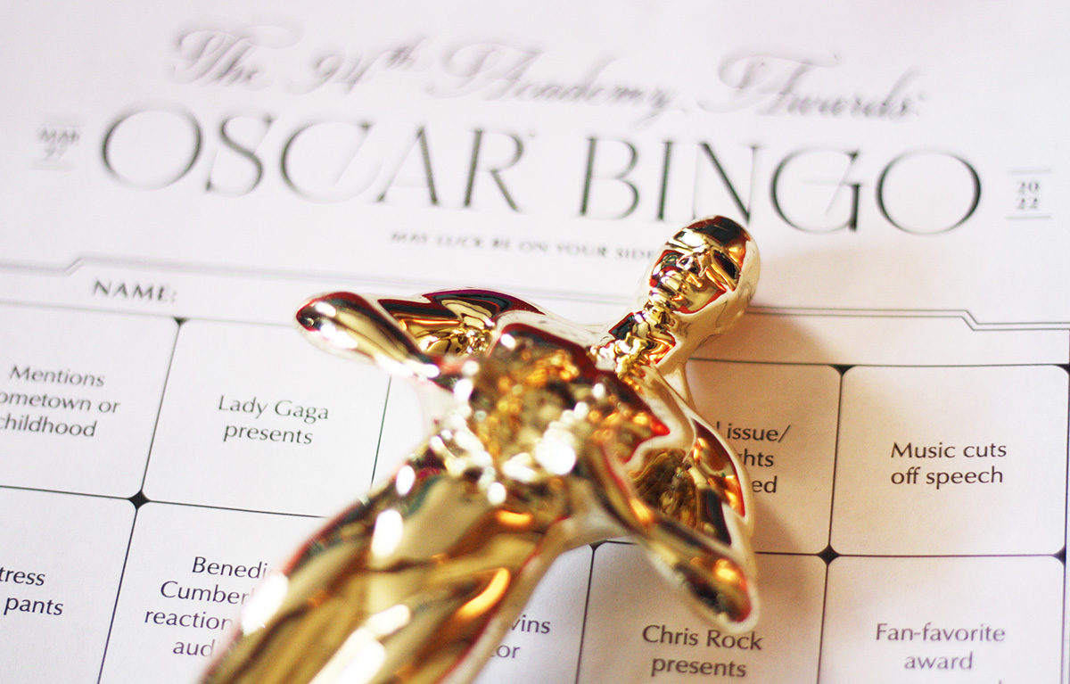 plastic oscar statue prize for academy awards party